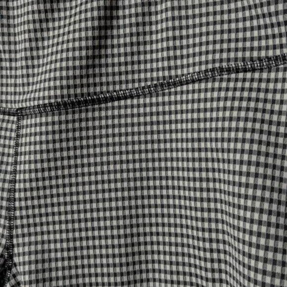 Nike black and white checkered exercise short 2X - Picture 4 of 6